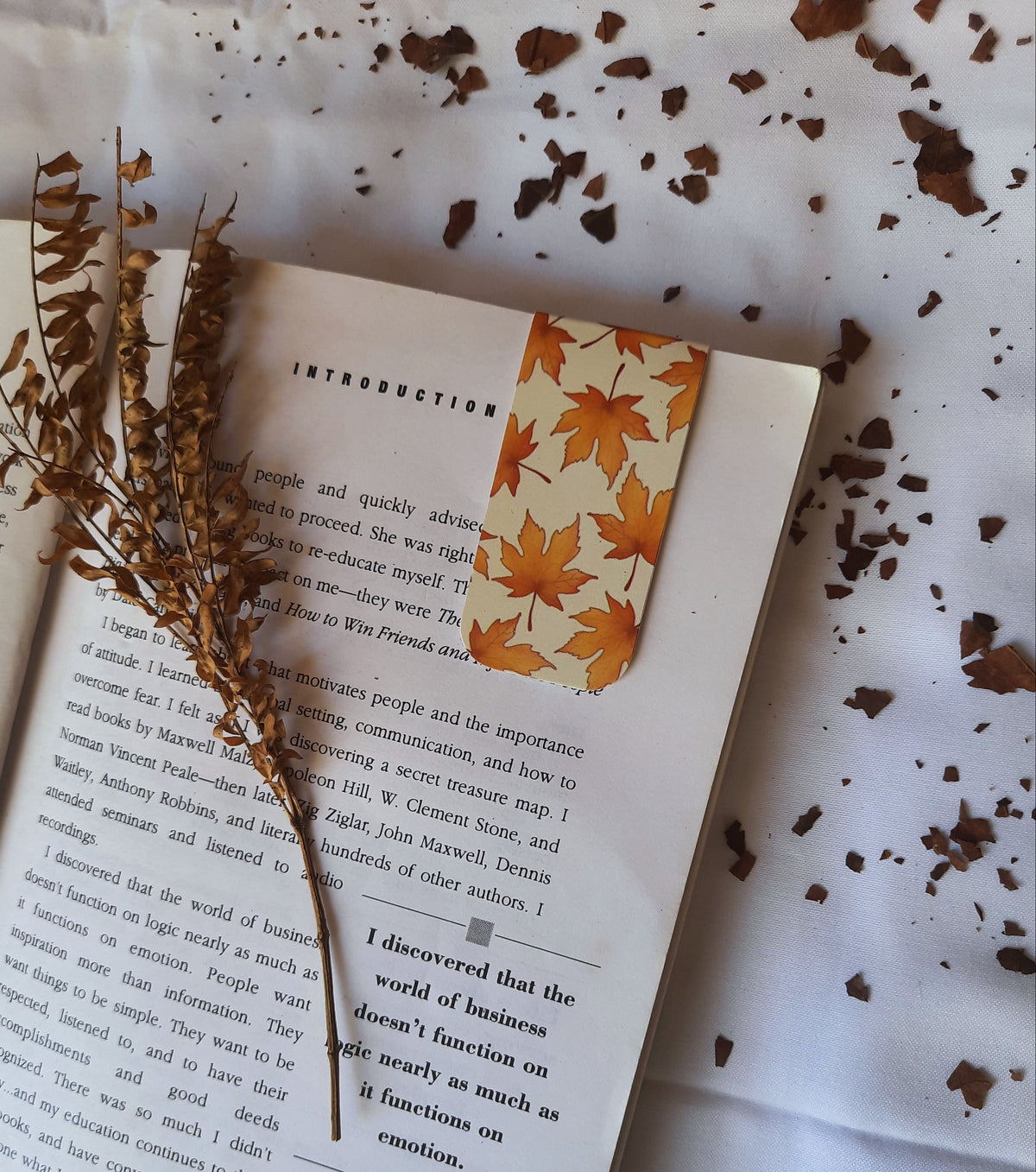 Maple Leaves - Magnetic Bookmark