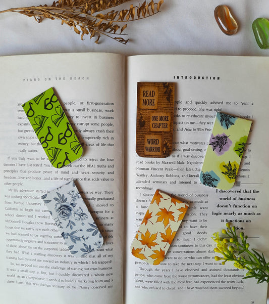 The Cozy Reading Collection - Magnetic Bookmark