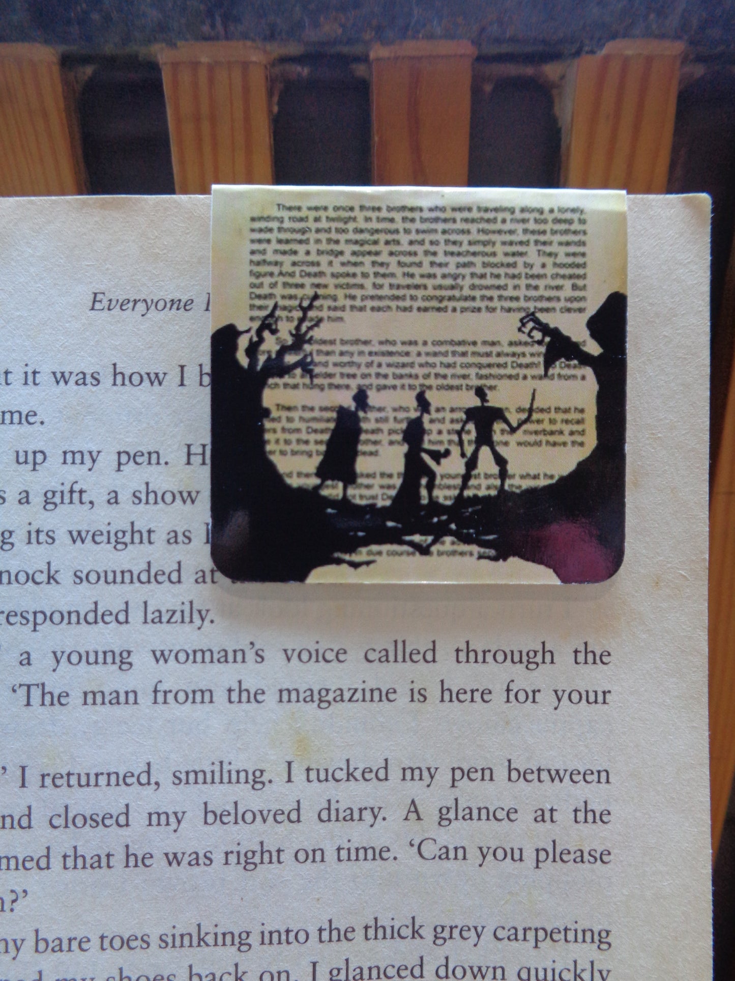 Deathly Hallows - Magnetic Bookmark